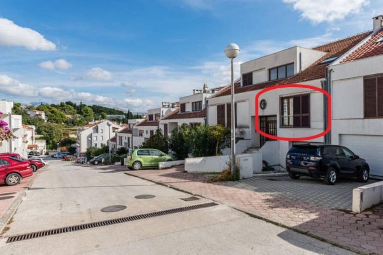 Sea View Apartment Reno W/Garage Split Exterior foto
