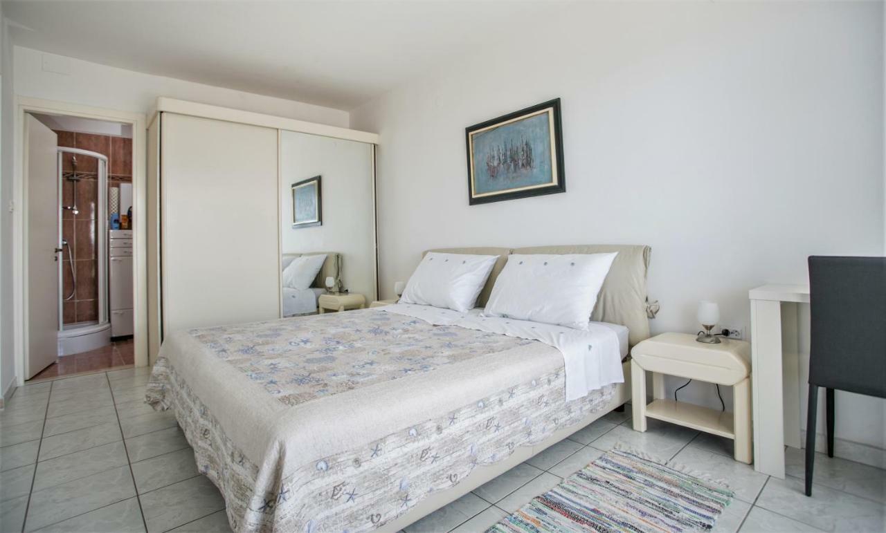 Sea View Apartment Reno W/Garage Split Exterior foto